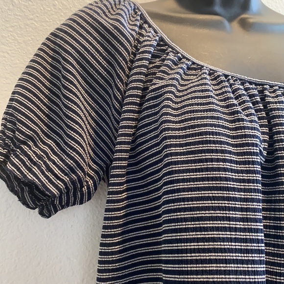 🥳Texture & Thread Peasant Top in Stripe.🥳 - Picture 7 of 8